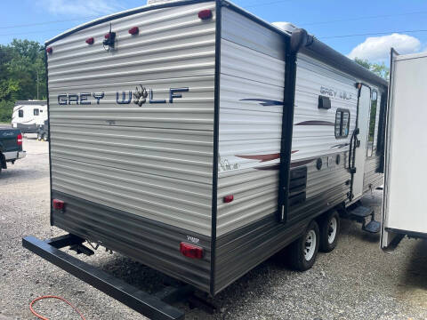 2014 Forest River Cherokee Grey Wolf