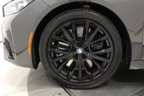 2022 BMW 7 Series M760i xDrive