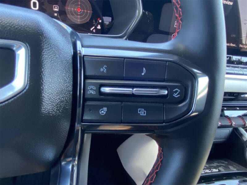 2024 GMC Canyon AT4X