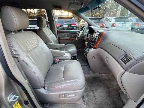 2008 Toyota Sienna XLE