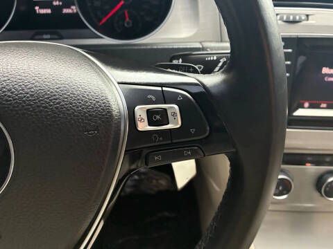 2015 Volkswagen Golf TSI S