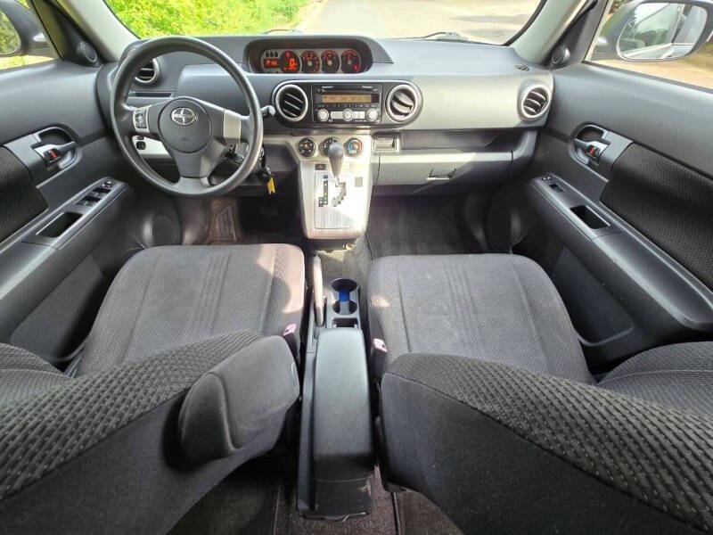 2008 Scion xB
