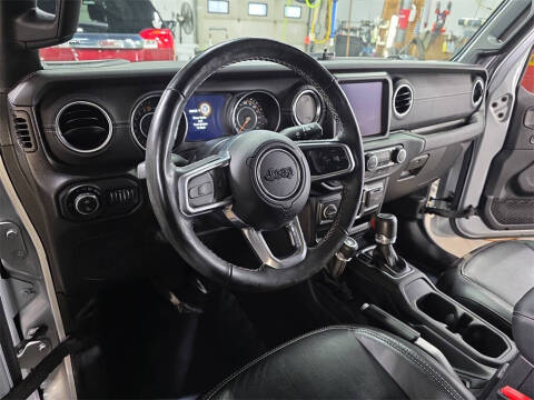 2022 Jeep Gladiator Overland