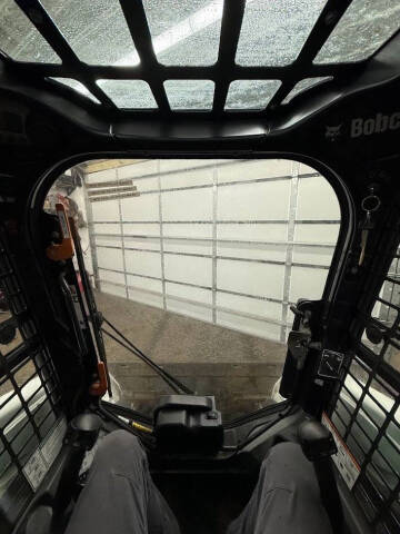 2017 Bobcat S570 Skid Loader