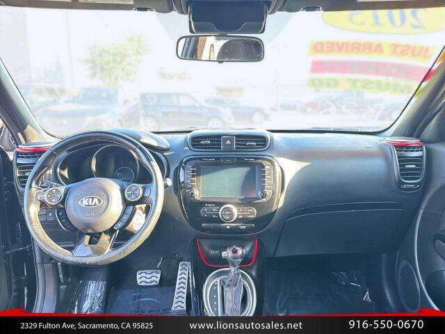 2015 Kia Soul +