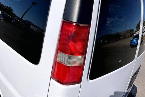 2017 Chevrolet Express LS 2500