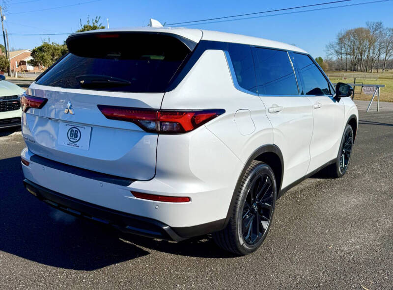 2022 Mitsubishi Outlander Black Edition