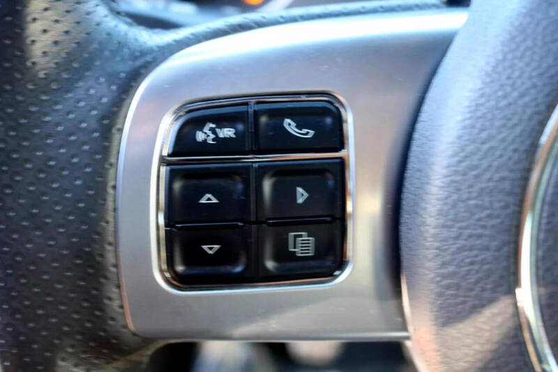 2014 Dodge Challenger SRT8 Core