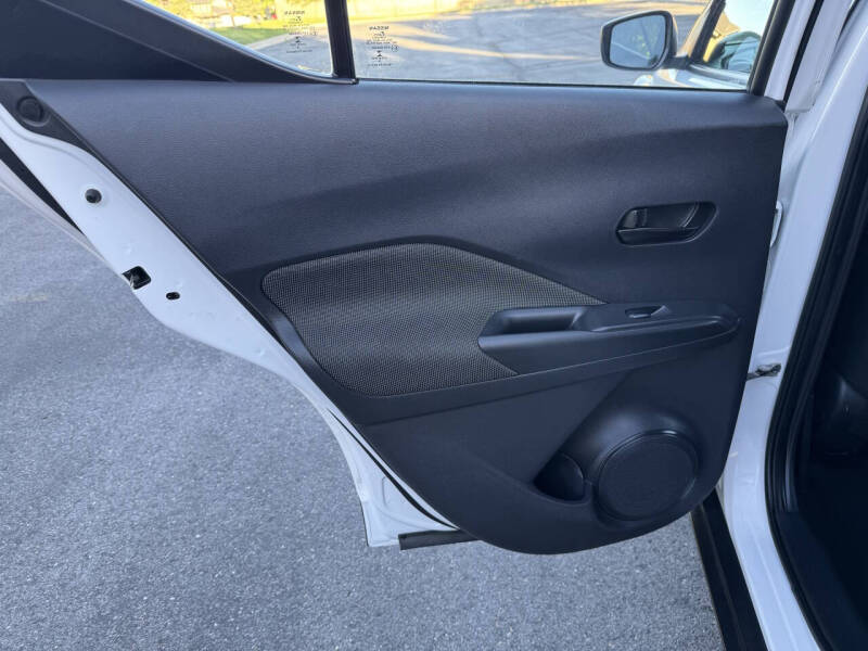 2018 Nissan Kicks S