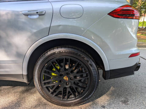 2018 Porsche Cayenne S E-Hybrid