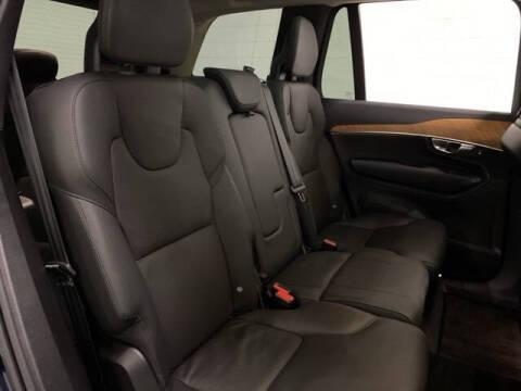 2025 Volvo XC90 B6 Plus Bright Theme 7P