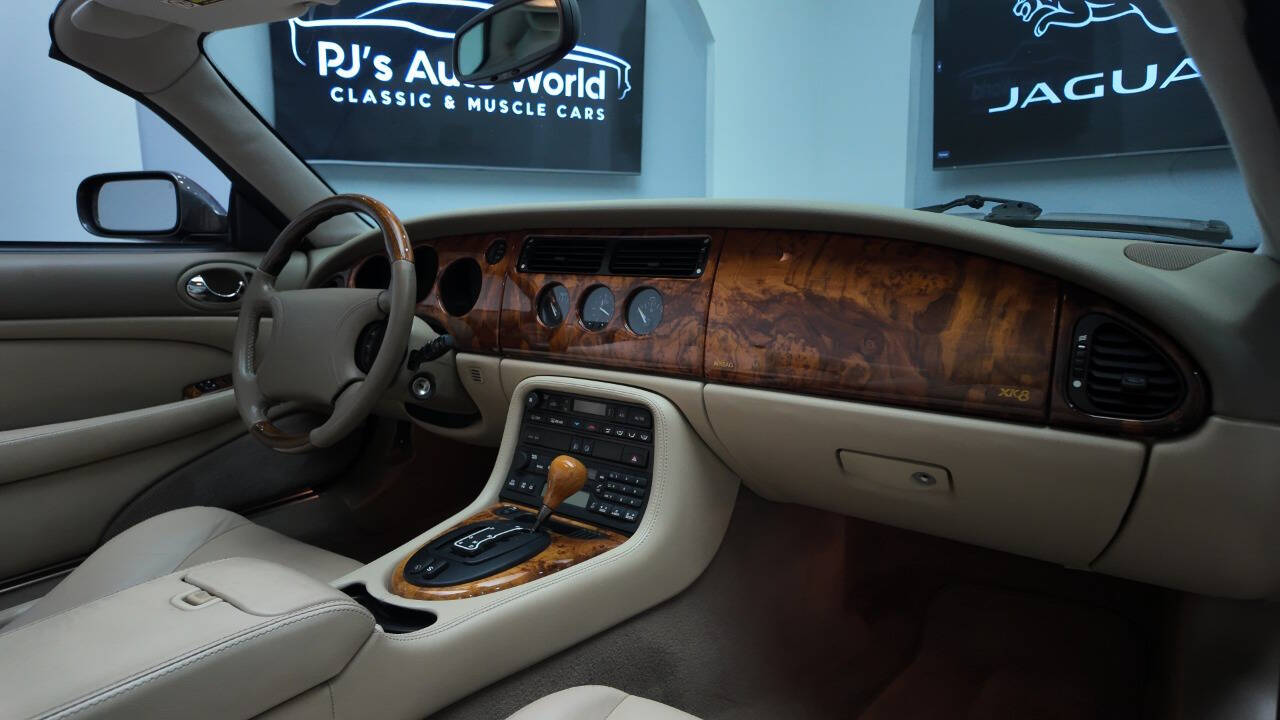 1998 Jaguar XK-Series 47
