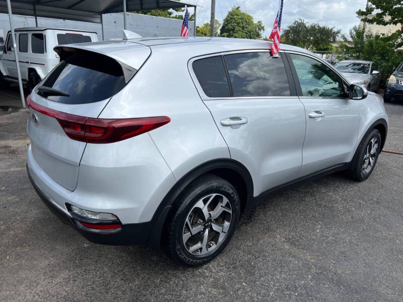 2020 Kia Sportage LX