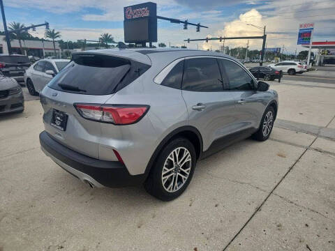 2022 Ford Escape SEL