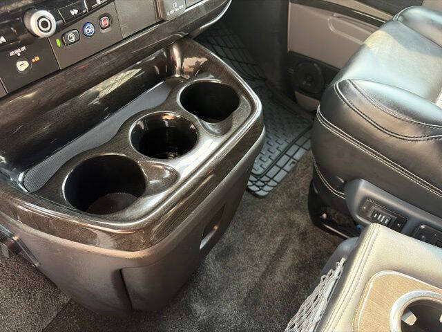 2023 Chevrolet Express 2500