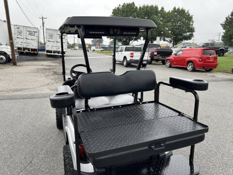 2016 E-Z-GO RXV