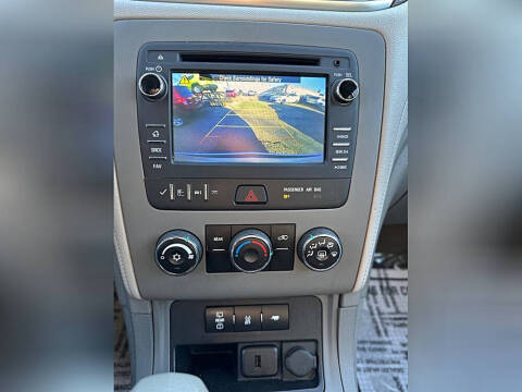 2017 Chevrolet Traverse LS