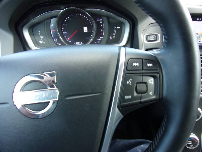 2015 Volvo XC60 T5 Drive-E Platinum