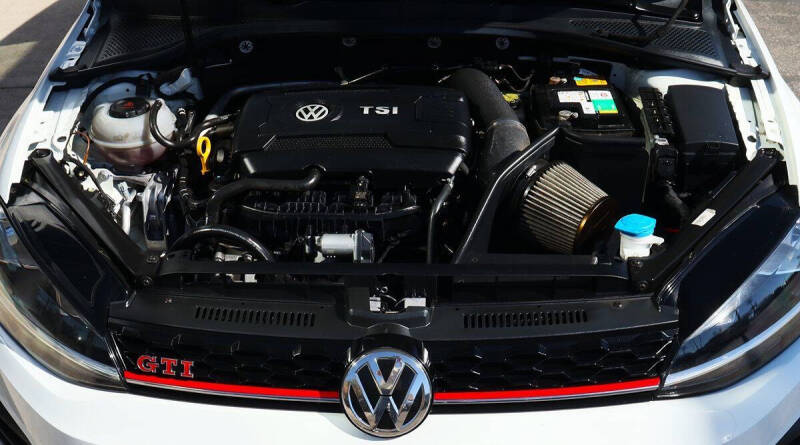 2019 Volkswagen Golf GTI S