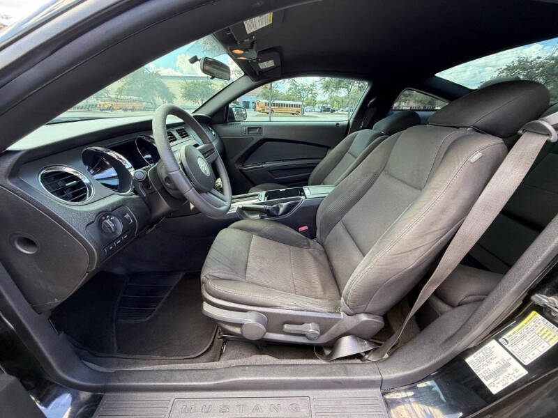 2011 Ford Mustang V6 Premium