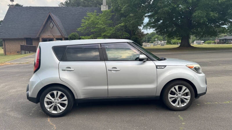 2014 Kia Soul +