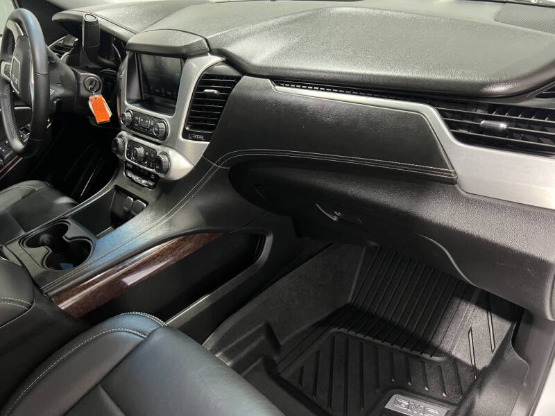 2018 GMC Yukon XL SLE