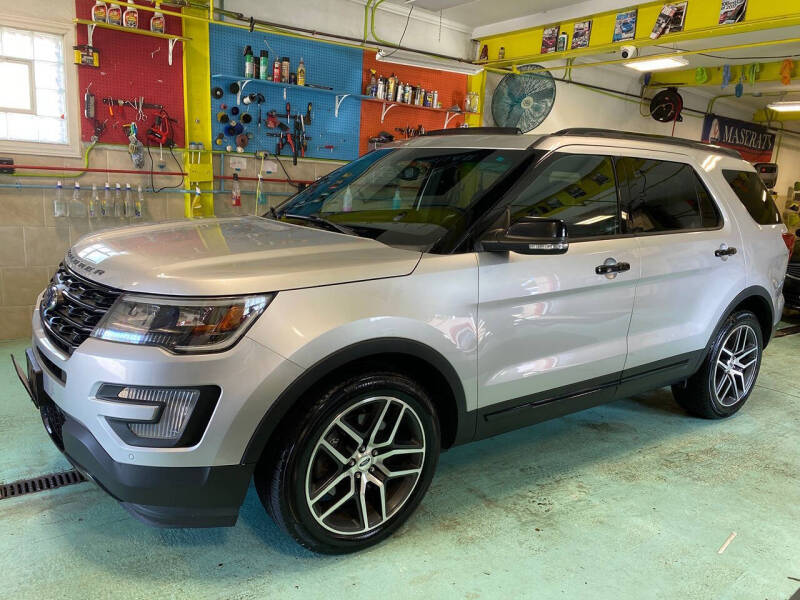 2016 Ford Explorer Sport