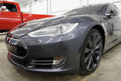 2015 Tesla Model S