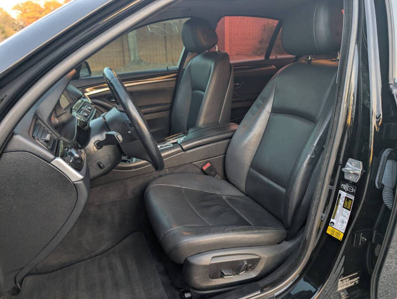 2015 BMW 5 Series 528i