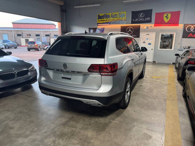 2018 Volkswagen Atlas V6 SE