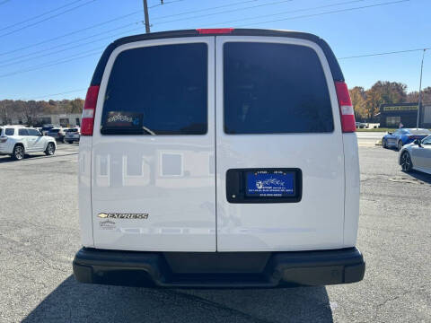 2021 Chevrolet Express 2500