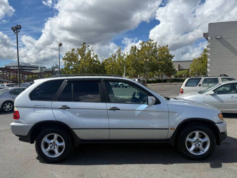 2001 BMW X5 3.0i
