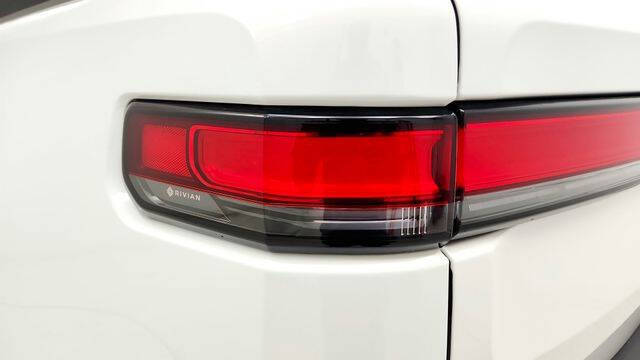 2025 Rivian R1T