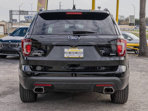 2017 Ford Explorer Sport