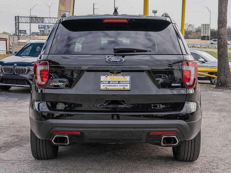 2017 Ford Explorer Sport