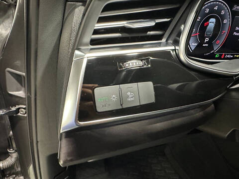2021 Audi Q7 quattro Premium Plus 55 TFSI