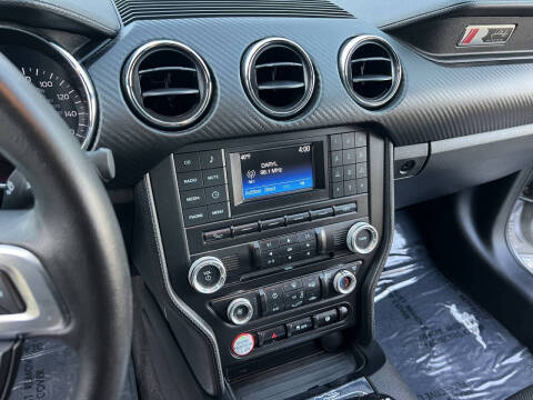 2015 Ford Mustang V6