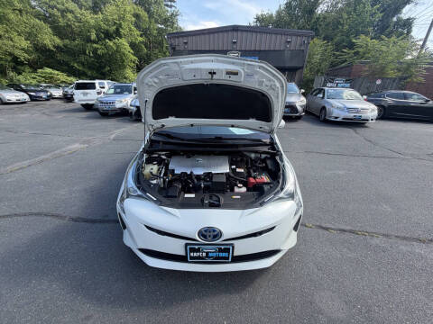 2018 Toyota Prius Three