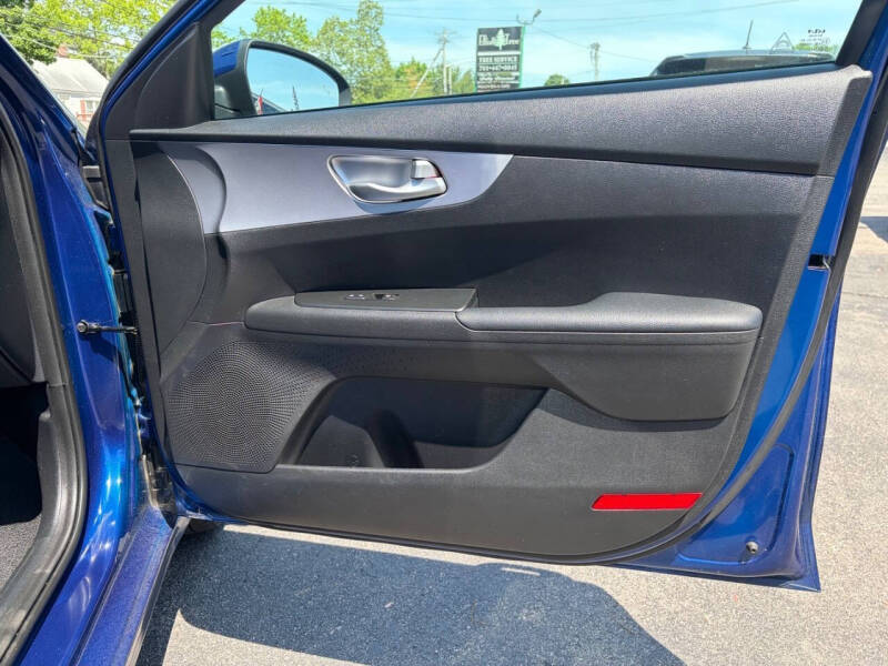 2022 Kia Forte LXS