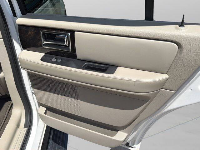 2017 Lincoln Navigator Select