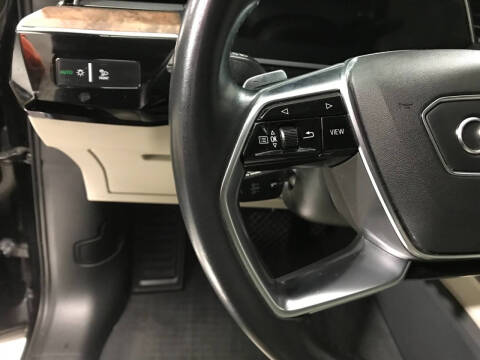 2019 Audi e-tron quattro Prestige