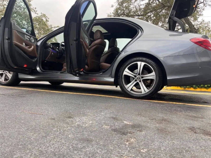 2017 Mercedes-Benz E-Class E 300 4MATIC