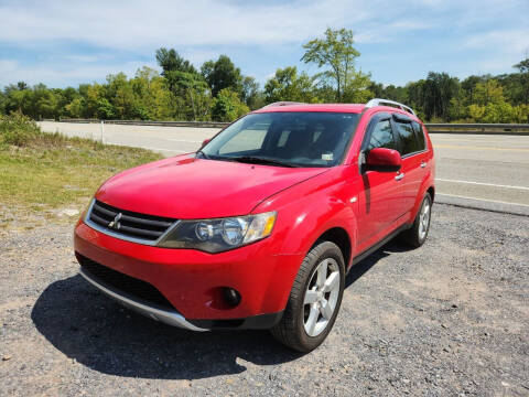 2007 Mitsubishi Outlander for sale at Mackeys Autobarn in Bedford PA