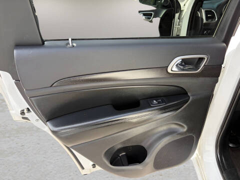 2017 Jeep Grand Cherokee Altitude