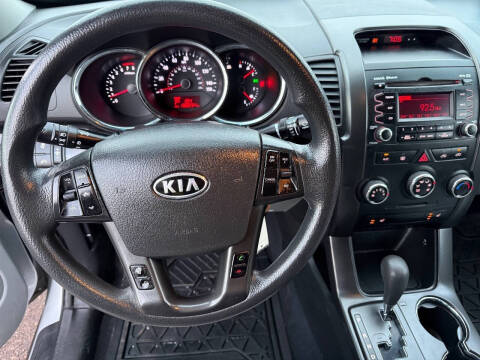 2012 Kia Sorento LX