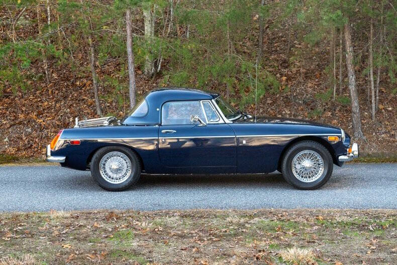 1973 MG B