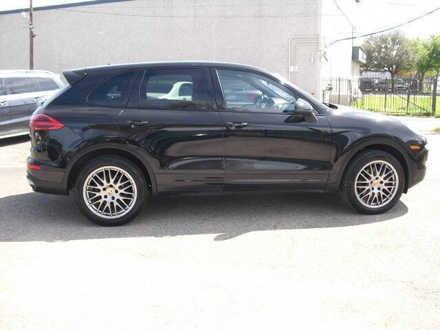 2016 Porsche Cayenne