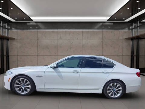 2016 BMW 5 Series 528i