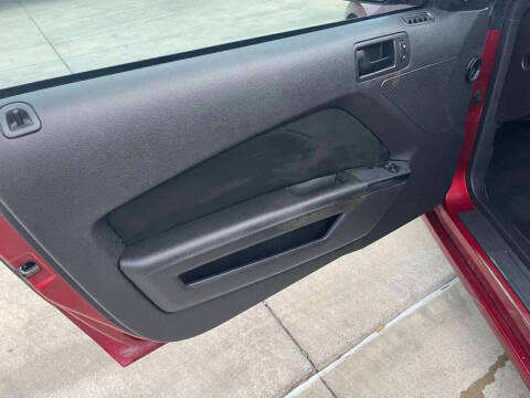 2014 Ford Mustang V6