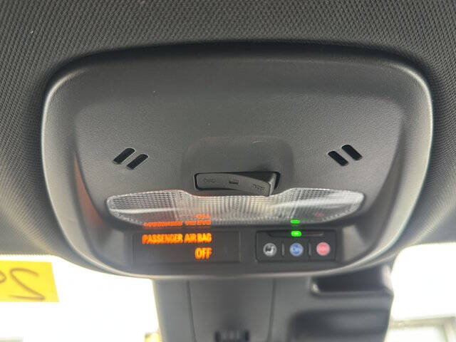 2025 Chevrolet Trax RS